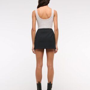 Abercrombie & Fitch Women's The A&F Scarlett Mini Skort